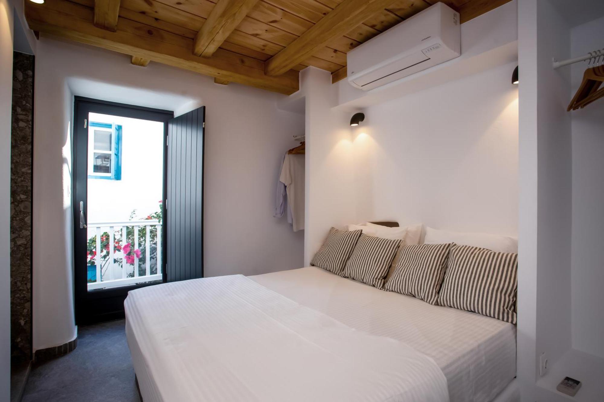 The Pelican Heritage House. Apartment Mykonos Town Exterior photo