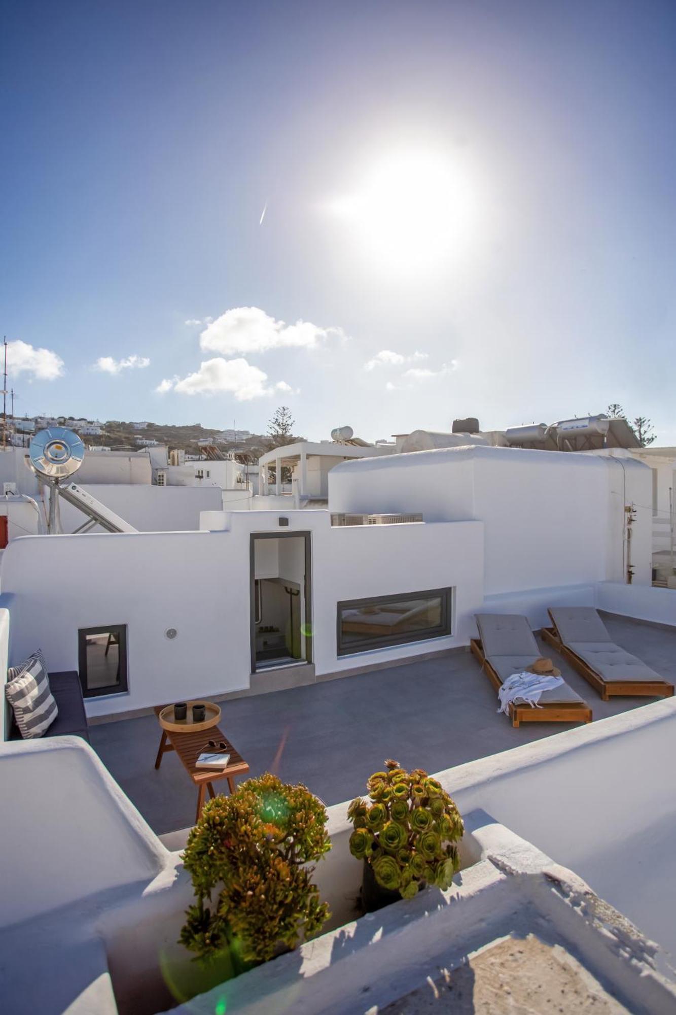 The Pelican Heritage House. Apartment Mykonos Town Exterior photo